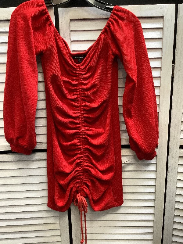 wool dressDress Casual Short By Fashion Nova In Red, Size: S