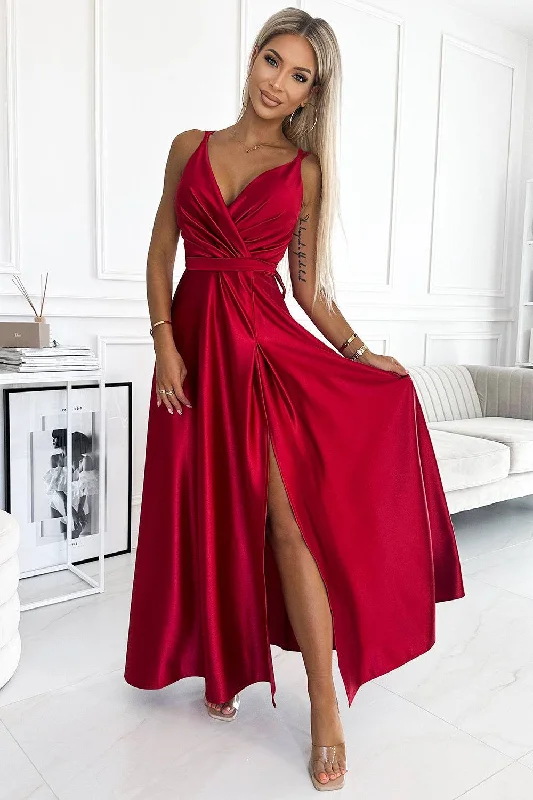 vintage-inspired dressNumoco 498-4 Long satin dress with a neckline and double straps - red