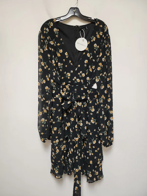 vintage dressDress Casual Short By Boohoo Boutique In Floral Print, Size: 3x